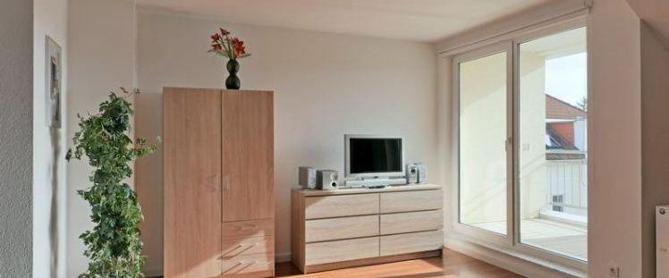 (EF0953_M) Dresden: Leubnitz-Neuostra, hübsches, neu möbliertes Apartment mit Balkon, WLAN und Grundreinigung inklusive - Photo 1