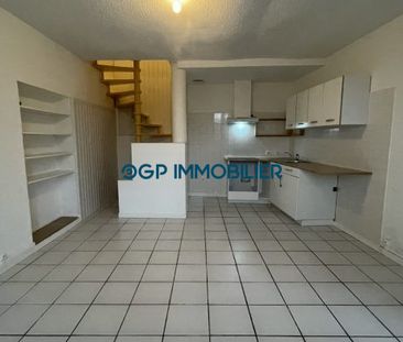 Appartement T4/5 en triplex à louer à Castelnau-d'Estrétefonds - Photo 1