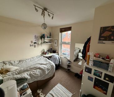 5 bedroom terraced house to rent - Photo 3