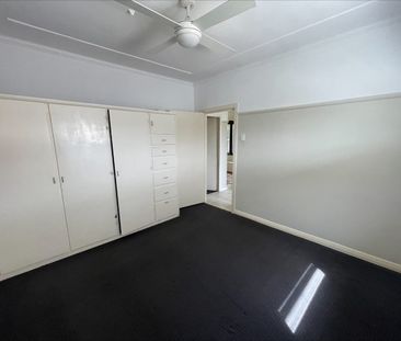 THREE BEDROOM HOME - Photo 4