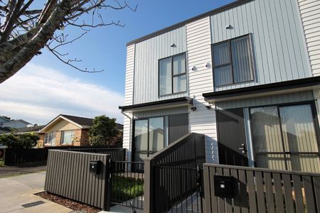 15 Detro Street, Papatoetoe, Auckland - Photo 2