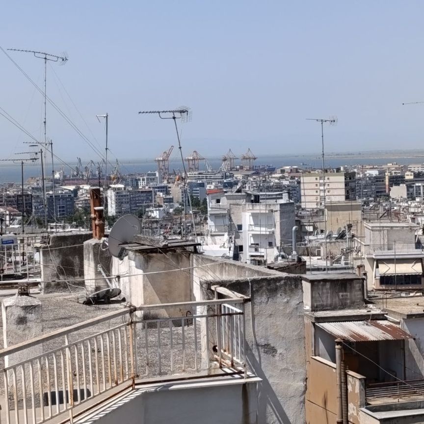 Studio/Γκαρσονιέρα για ενοικίαση Τρωάδα (Νεάπολη) - Photo 1