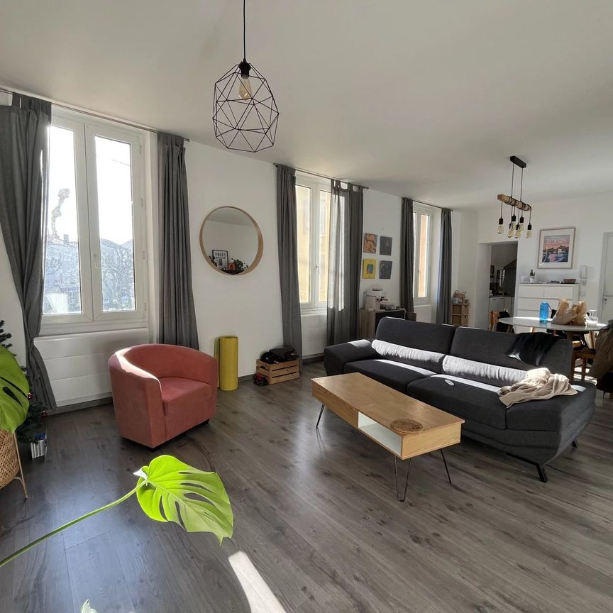 Location Appartement 4 pièces 81m² VALENCE 26000 - Photo 1