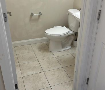 For Lease - 23 Echovalley Drive Unit# 7, Hamilton, Ontario - Photo 1