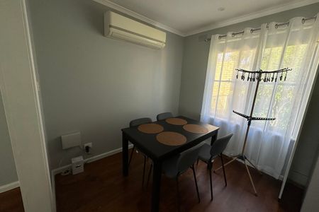 FURNISHED 3 BEDROOM HOME CLOSE TO GV HEALTH - Photo 2