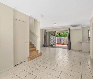 Low-Maintenance Living in Prime Sherwood Location - Photo 5