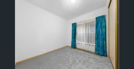 Space and Comfort! - Photo 5