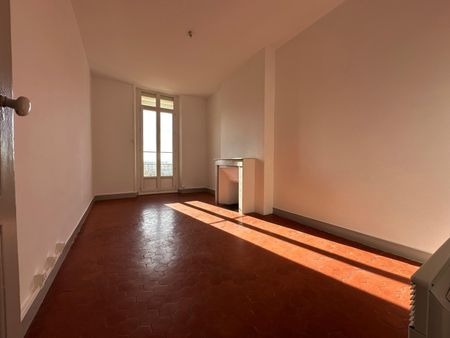 Location appartement Marseille 5ème (13005) - Photo 3