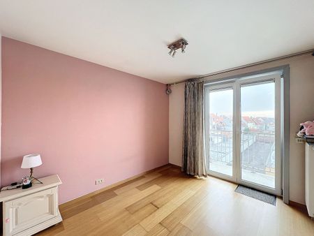 Ruim appartement met uitgestrekt zicht, gelegen aan de Knokkestraat - Foto 5