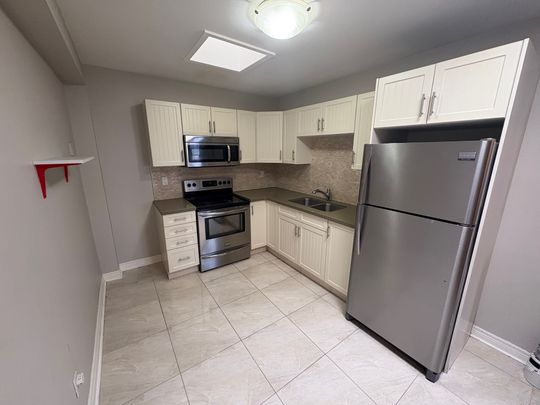 For Lease - 341 Lakeshore Road Unit# 2, Oakville, Ontario - Photo 1