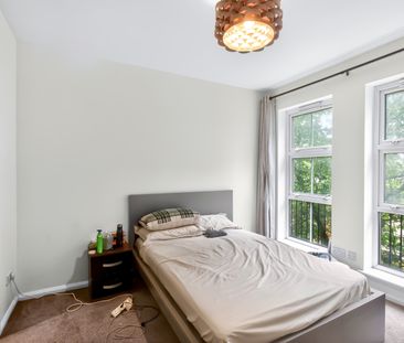 Bridge View Court, 19 Grange Road, London, SE1 3BT - Photo 6