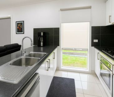 Modern, Efficient Living in a Prime Dandenong Location - Photo 6