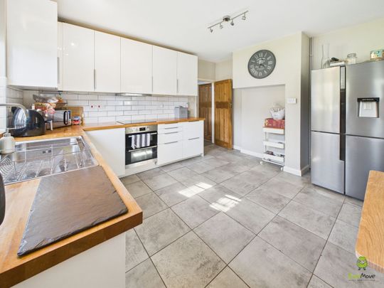 4 Bedroom - Photo 1