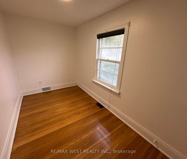 For Lease - 8186 Islington Avenue, Vaughan, Ontario - Photo 3