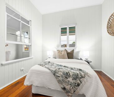 19 Jutland Street, Oxley QLD 4075 - House For Rent | Domain - Photo 5