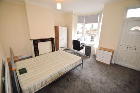 4 bedroom house share to rent - Photo 4