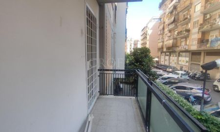 Monteverde: Modern, fully renovated 3 bedroom, 3 baths, new fully equipped, kitchen, balconies, Bright, silent, built in closets, air conditioning, near shops, services and transport. Ref #2356 - Photo 3