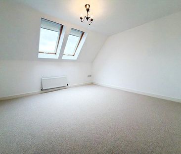 Dundreggan Gardens, Didsbury, Manchester, M20 2EL - Photo 2