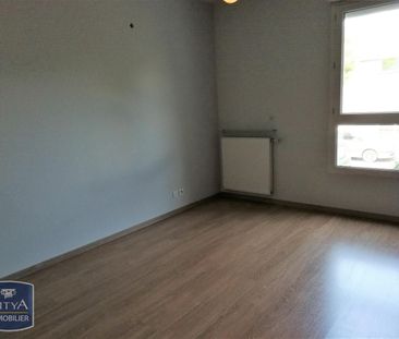Location Appartement 2 pièces 46m² ST MARTIN D HERES 38400 - Photo 2