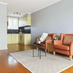 Noble Park - Photo 2