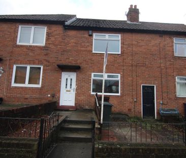 2 bedroom terraced house to rent - Photo 1