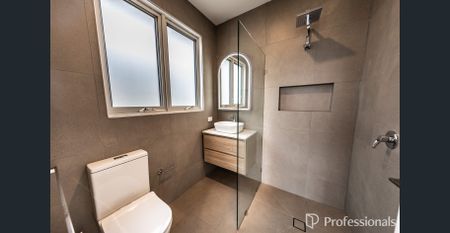 Brand New Stunning Home - Photo 2