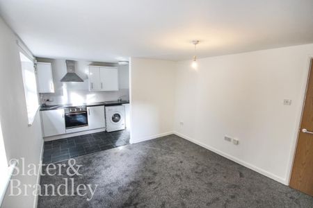 2 bedroom apartment to rent - Photo 4