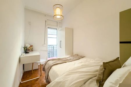 Carrer de Bertran, Barcelona, Catalonia 08023 - Photo 2