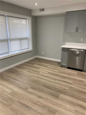 For Lease - 2A Fort Rouille Street Unit# Unit 2, Toronto, Ontario - Photo 3