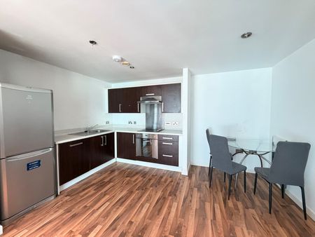 2 bedroom apartment to rent - Photo 2