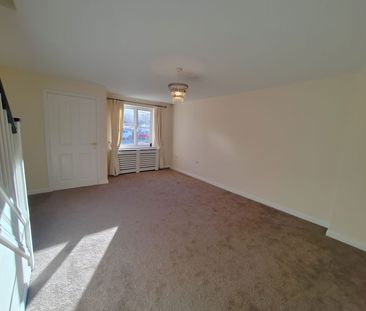 Longley Ings, Oxspring, Sheffield, S36 8ZS - Photo 1