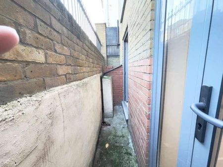 Platinum Court, Cephas Avenue, Stepney Green, E1 - Photo 4