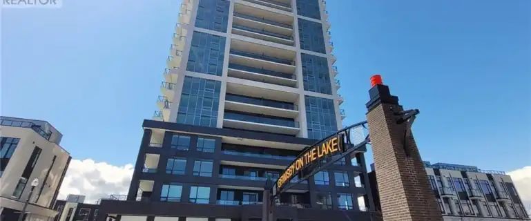 908 - 385 WINSTON ROAD | 908 - 385 WINSTON ROAD, Grimsby - Photo 1