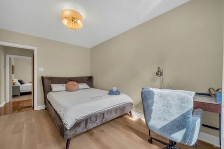 For Lease - 5 Highvale Road Unit# main floor, Toronto, Ontario - Photo 2