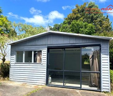 Comfortable 4-Bedroom Home With Large Yard & Rumpus - Photo 6