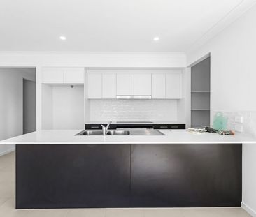 4 Bedroom Home Avalible for Rent - Photo 1