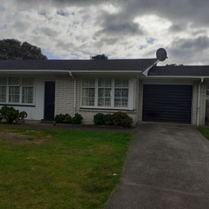 285B Massey Road, Mangere - Photo 2