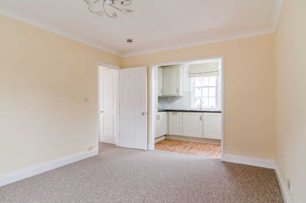 Little Stanhope Street - Photo 1