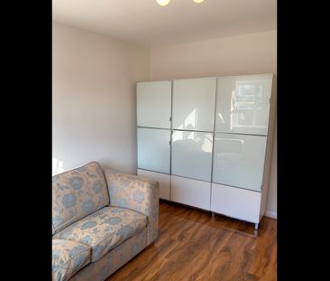 1 Bed Flat, Queens Crescent, NW5 - Photo 4