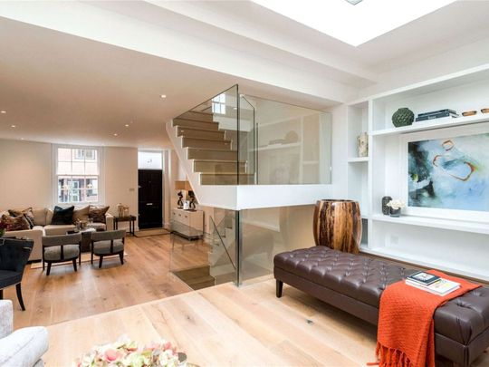 Large three bedroom modern townhouse moment from Marylebone Station - Photo 1