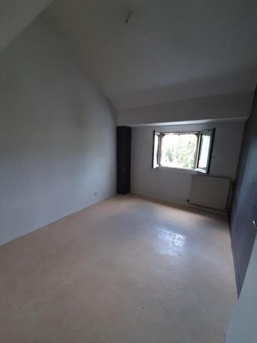 T5 en duplex – GRENOBLE – 9 rue Hoche - Photo 2