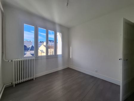 Location Appartement 3 pièces 50m² VICHY 03200 - Photo 5