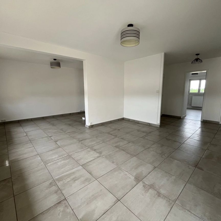 Location Appartement 4 pièces 84m² PORTES LES VALENCE 26800 - Photo 1