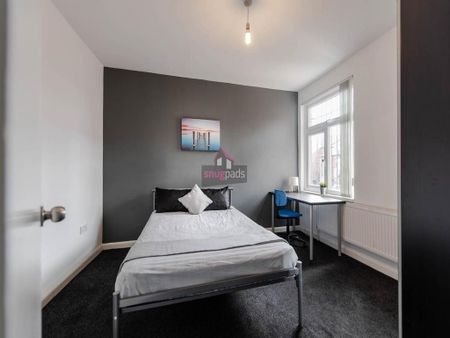 3 bedroom flat to rent - Photo 4