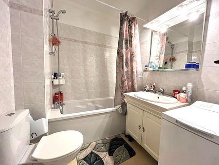 Location Appartement 2 pièces 41m² REIMS 51100 - Photo 4