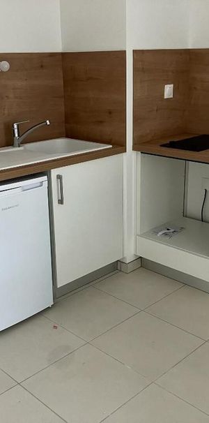 location Appartement T2 DE 43.9m² À NANTES - Photo 1