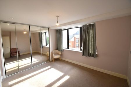 St. Leonards Road, Windsor, Berkshire,SL4 - Photo 2