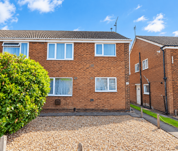 2 bedroom maisonette to rent - Photo 4