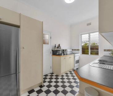 2/18 Llewellyn Street, New Farm QLD 4005 - Apartment For Rent | Domain - Photo 6