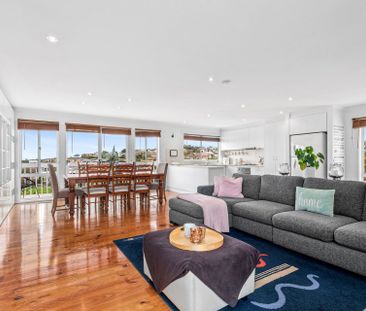 6 Triumph Court, Highton, VIC, 3216 - Photo 1